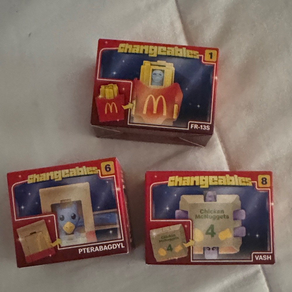 McDonald's Changeables Toys 2026 #1 FR-13S #6 PTERABAGDYL #8 VASH